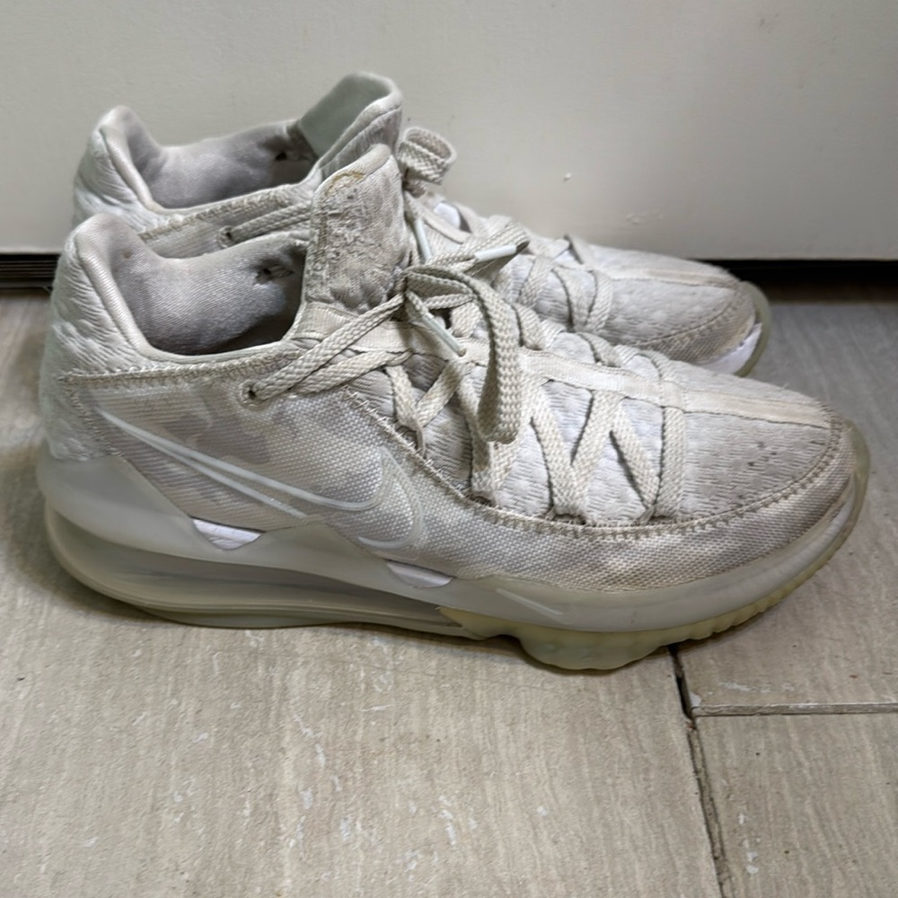 Nike LeBron 17 Low EP 'White Camo' CD5007-103 men’s size 8.5